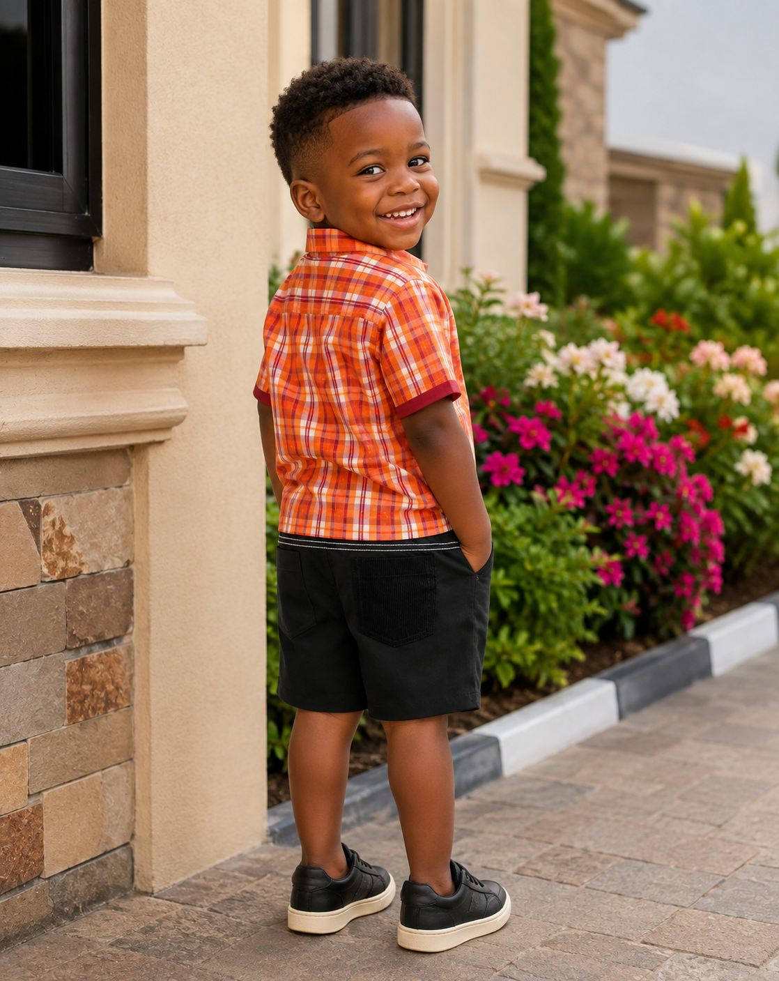 BLACK CONTRAST STITCH EXPLORER SHORTS - B449MBLK
